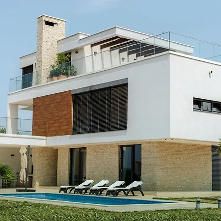 Luxury Village Jacob Villa *